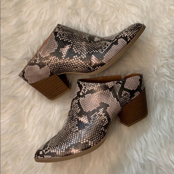 Universal Thread Shoes - Makana Faux Leather Snake Heeled Mules